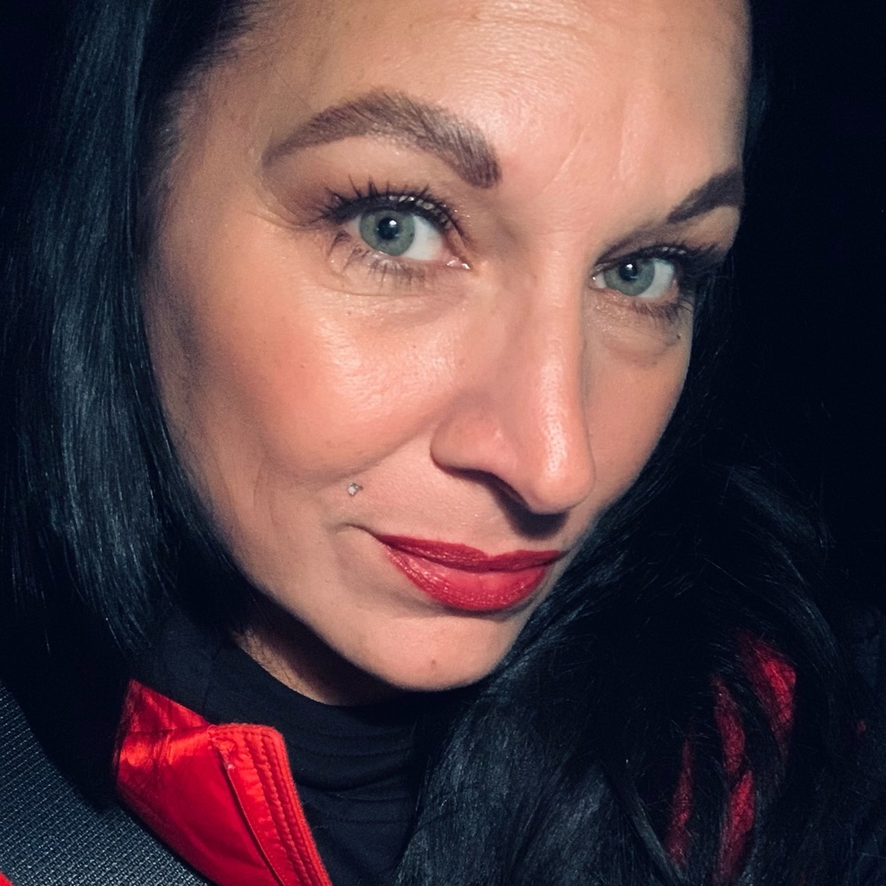 Meet your Posher, Brenna